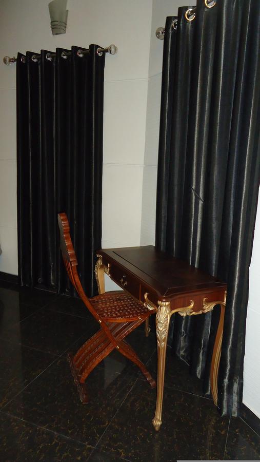 Midway Hotel & Restaurant Sadiqabad Екстериор снимка